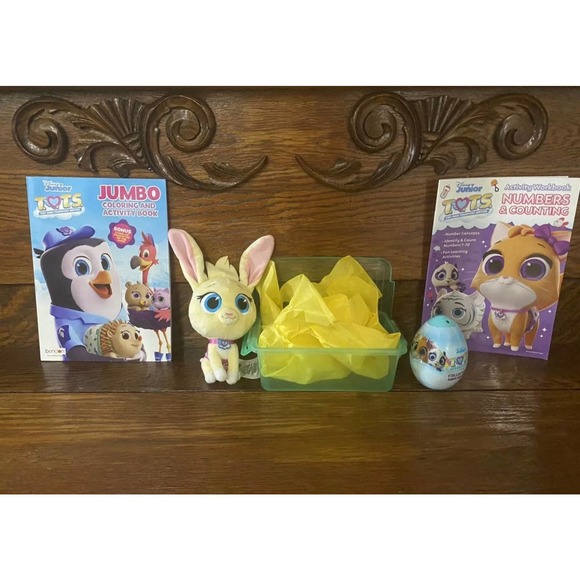 T.O.T.S. Tiny Ones Transport Service Gift Basket Set Plush Blondie The Bunny - Picture 1 of 7